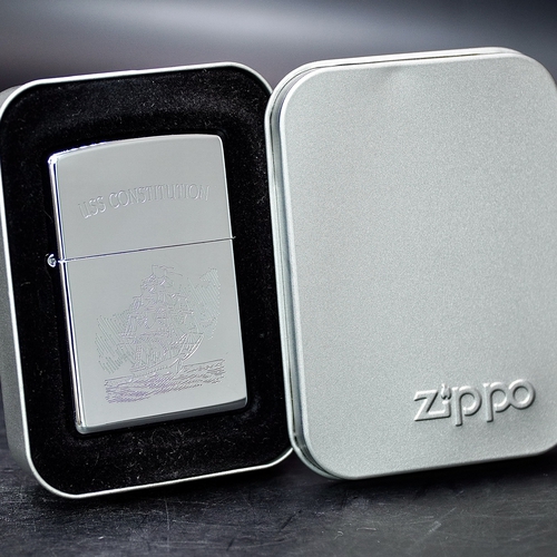 ZIPPO XƯA 2001 - HÀNG XƯA 2000s _ CHỦ ĐỀ TÀU CHIẾN CONSTITUITION