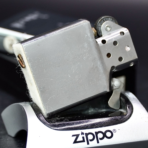 ZIPPO XƯA 1991 - HÀNG XƯA THẬP NIÊN 90s _ CHỦ ĐỀ WESTERN ATTIRE