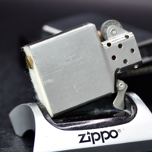 ZIPPO XƯA 1990 - HÀNG XƯA THẬP NIÊN 90s _ CHỦ ĐỀ MILTON KEYNES