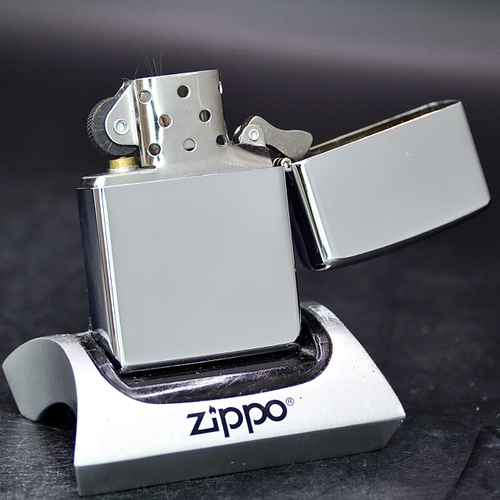 ZIPPO XƯA 1990 - HÀNG XƯA THẬP NIÊN 90s _ CHỦ ĐỀ LOGO TÀU CHIẾN HOÀNG GIA ANH