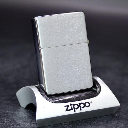 ZIPPO XƯA 1996 - HÀNG XƯA THẬP NIÊN 90s _ CHỦ ĐỀ LOGO TOWN AND COUNTRY