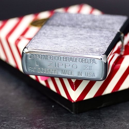 ZIPPO XƯA 1996 - HÀNG XƯA THẬP NIÊN 90s _ CHỦ ĐỀ LOGO TOWN AND COUNTRY