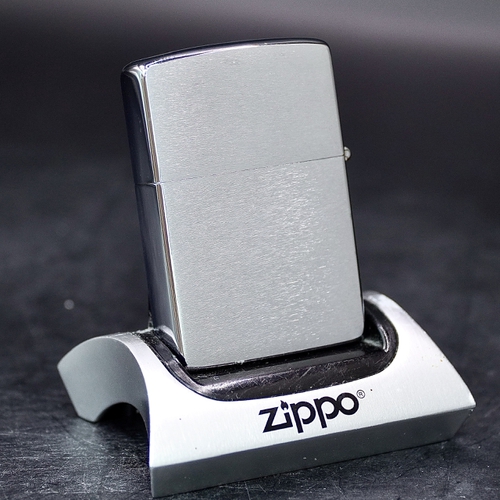 ZIPPO XƯA 1983 - HÀNG XƯA THẬP NIÊN 80s _ CHỦ ĐỀ WESTY HOGAN