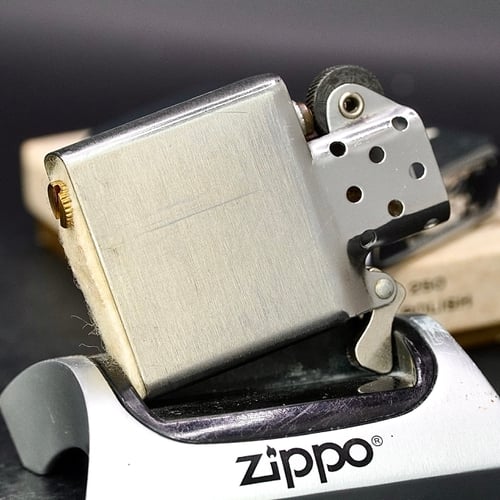 ZIPPO XƯA 1961 - HÀNG XƯA THẬP NIÊN 60s _ CHỦ ĐỀ LAKE MASTER BOATS