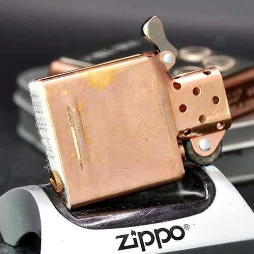 ZIPPO XƯA 2003 - HÀNG XƯA 2000s _ CHỦ ĐỀ ĐỒNG ĐỎ ĐẶC BIỆT