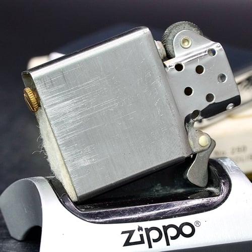 ZIPPO XƯA 1977 - HÀNG XƯA THẬP NIÊN 70s _ CHỦ ĐỀ TÀU CHIẾN BARRY DD 933