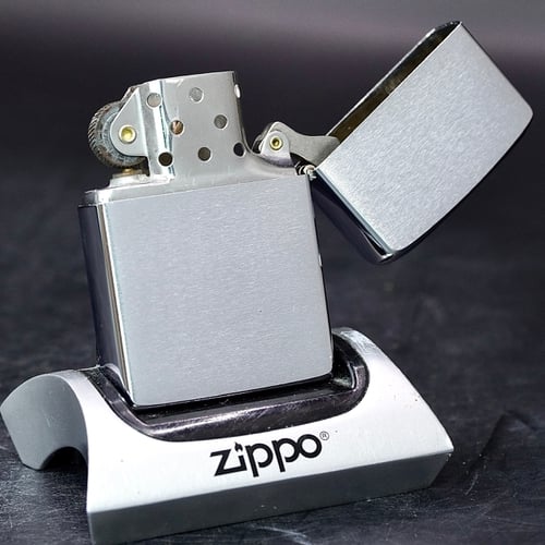 ZIPPO XƯA 1982 - HÀNG XƯA THẬP NIÊN 80s _ CHỦ ĐỀ TRƠN BẢN