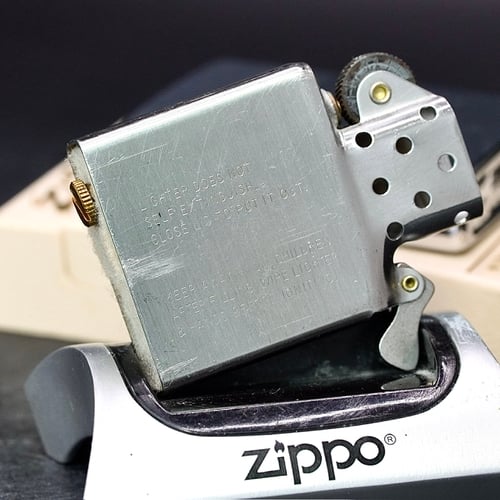 ZIPPO XƯA 1982 - HÀNG XƯA THẬP NIÊN 80s _ CHỦ ĐỀ TRƠN BẢN