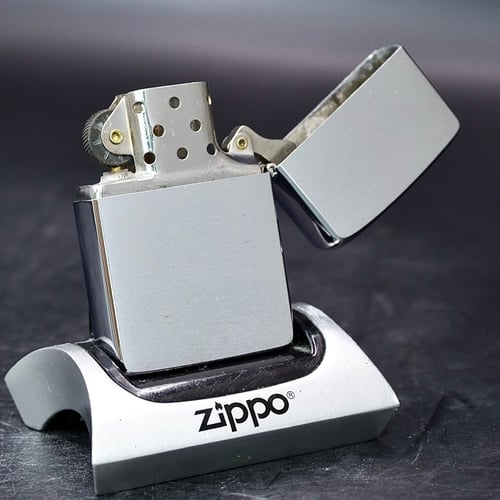 ZIPPO XƯA 1983 - HÀNG XƯA THẬP NIÊN 80s _ CHỦ ĐỀ TRƠN BẢN
