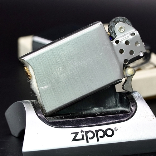 ZIPPO XƯA 1972 - HÀNG XƯA THẬP NIÊN 70s _ CHỦ ĐỀ LOGO TÀU CHIẾN JOHNSTON DD 821