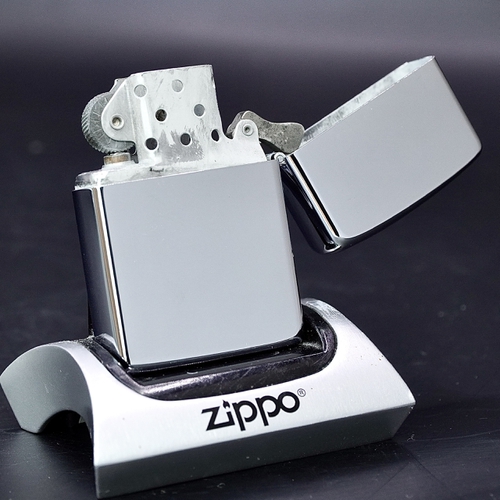 ZIPPO XƯA 1988 - HÀNG XƯA THẬP NIÊN 80s _ CHỦ ĐỀ HUY HIỆU HẠM ĐỘI HẢI QUÂN MỸ