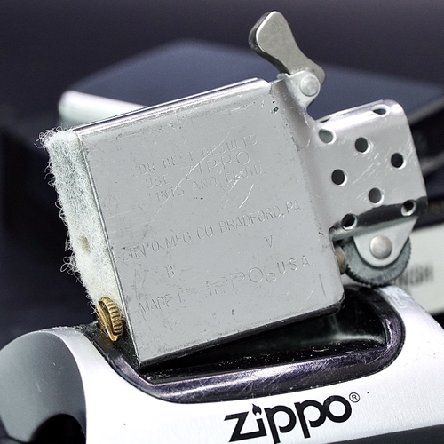 ZIPPO XƯA 1988 - HÀNG XƯA THẬP NIÊN 80s _ CHỦ ĐỀ HUY HIỆU HẠM ĐỘI HẢI QUÂN MỸ