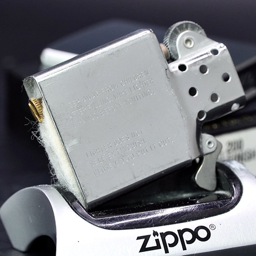 ZIPPO XƯA 1988 - HÀNG XƯA THẬP NIÊN 80s _ CHỦ ĐỀ HUY HIỆU HẠM ĐỘI HẢI QUÂN MỸ