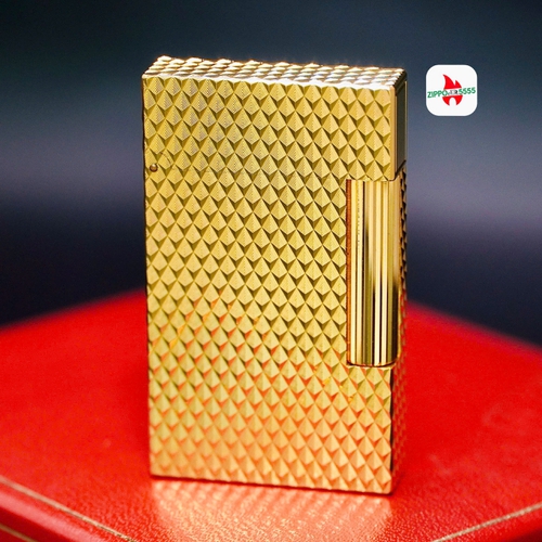 S.T. Dupont Ligne 2 form cao thập niên 1980s. Toàn thân mạ vàng, Vân kim cương tam giác 