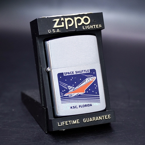 ZIPPO XƯA 1987 - HÀNG XƯA THẬP NIÊN 80s _ CHỦ ĐỀ TRUNG TÂM VŨ TRỤ KENNEDY