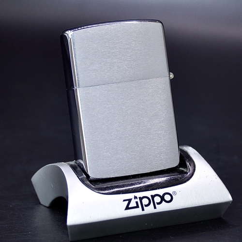 ZIPPO XƯA 1987 - HÀNG XƯA THẬP NIÊN 80s _ CHỦ ĐỀ TRUNG TÂM VŨ TRỤ KENNEDY