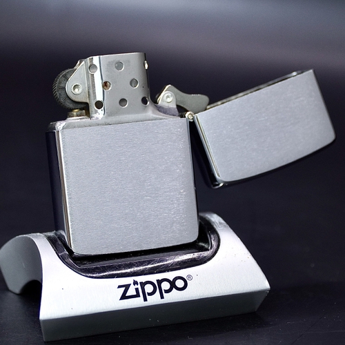 ZIPPO XƯA 1987 - HÀNG XƯA THẬP NIÊN 80s _ CHỦ ĐỀ TRUNG TÂM VŨ TRỤ KENNEDY