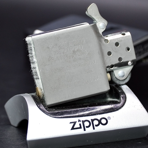 ZIPPO XƯA 1998 - HÀNG XƯA THẬP NIÊN 90s _ CHỦ ĐỀ K&D ROOFING