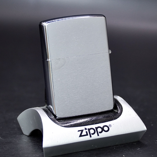 ZIPPO XƯA 2000 - HÀNG XƯA 2000s _ CHỦ ĐỀ CHÓ SÓI