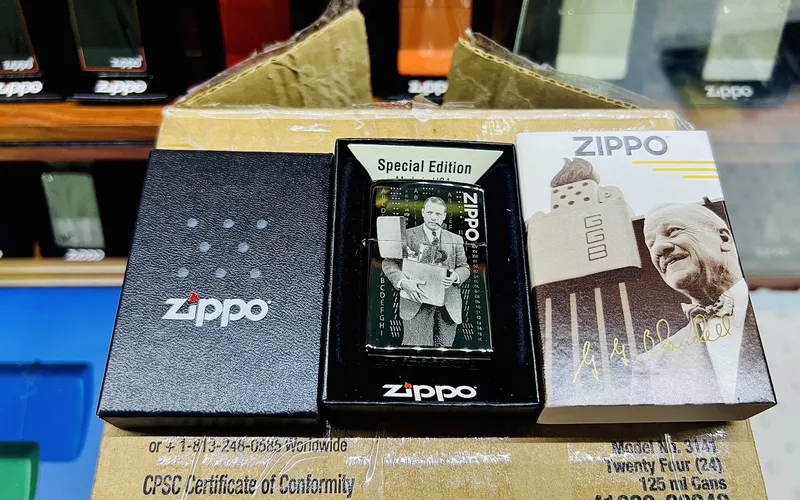 Tại sao Zippo cổ thu hút giới sưu tập và người yêu thích lịch sử?