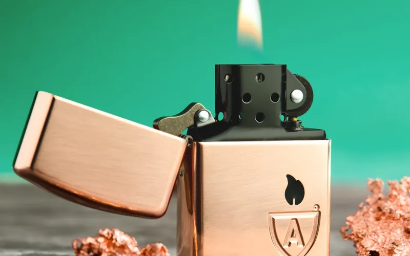 Zippo Copper càng dùng càng đẹp, càng cổ càng quý