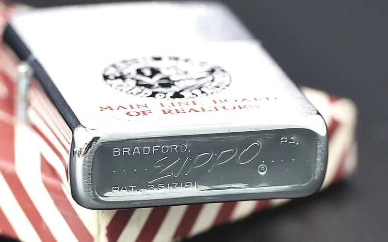 Vì sao tất cả đàn ông đều thích Zippo