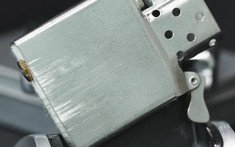 So sánh Butane Zippo và Zippo Xăng đâu là lựa chọn tốt nhất?