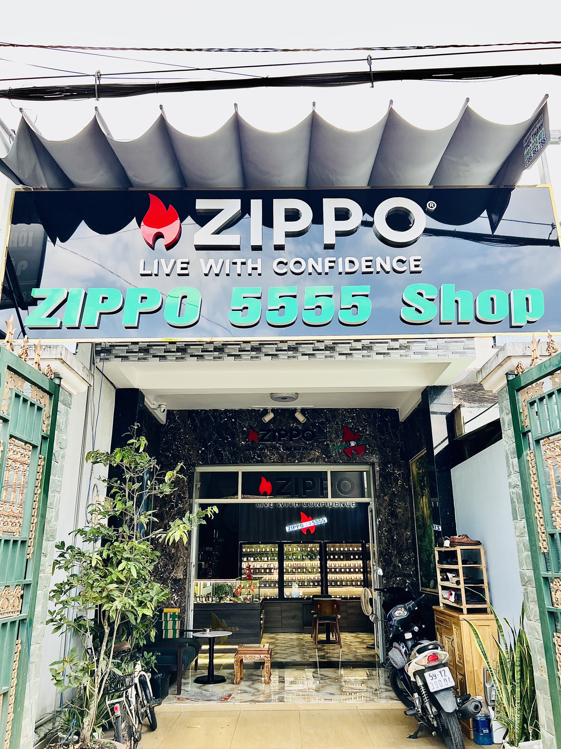 Cửa hàng Zippo 5555 Cửa hàng Zippo 5555