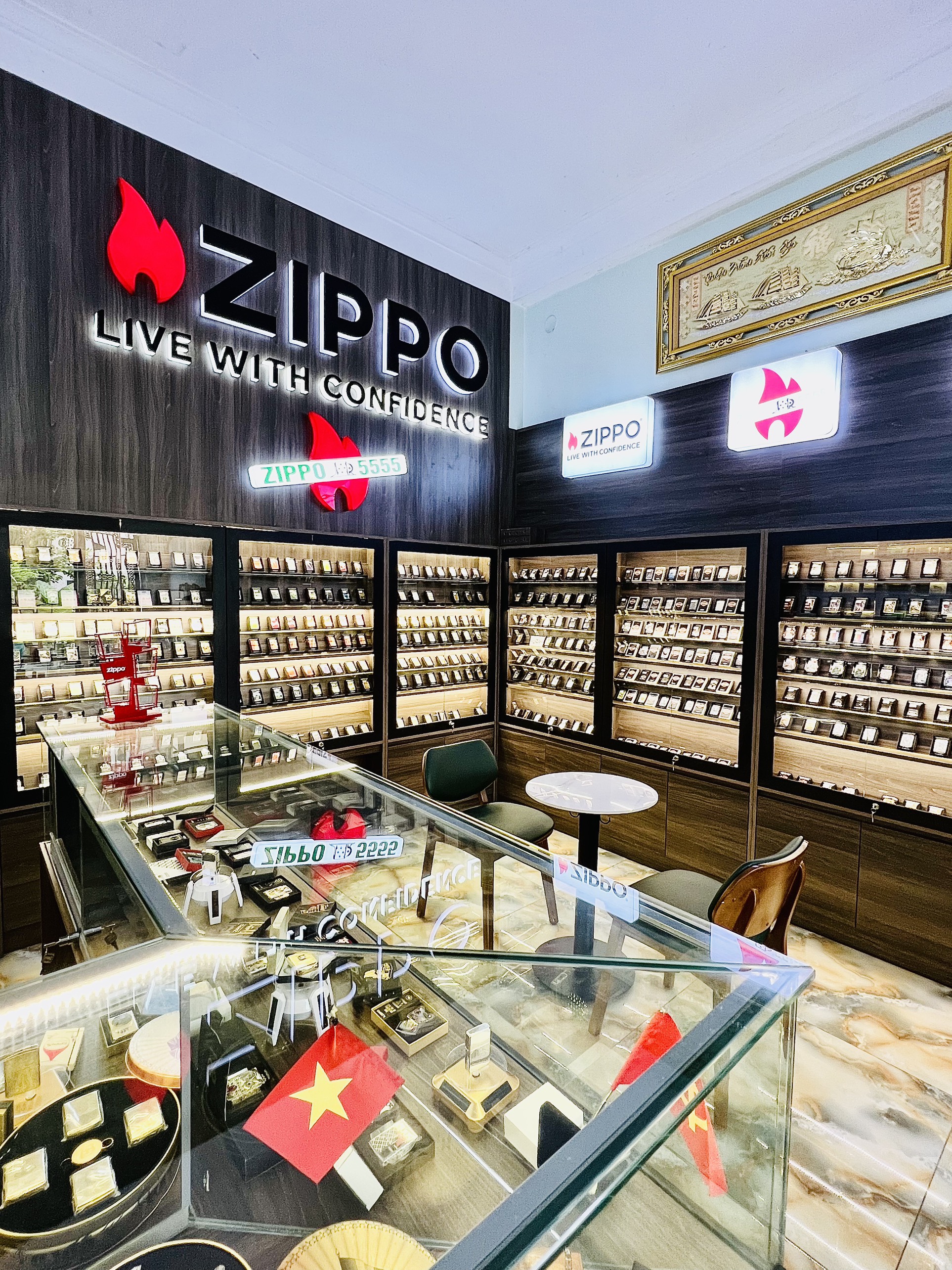 Cửa hàng Zippo 5555 Cửa hàng Zippo 5555