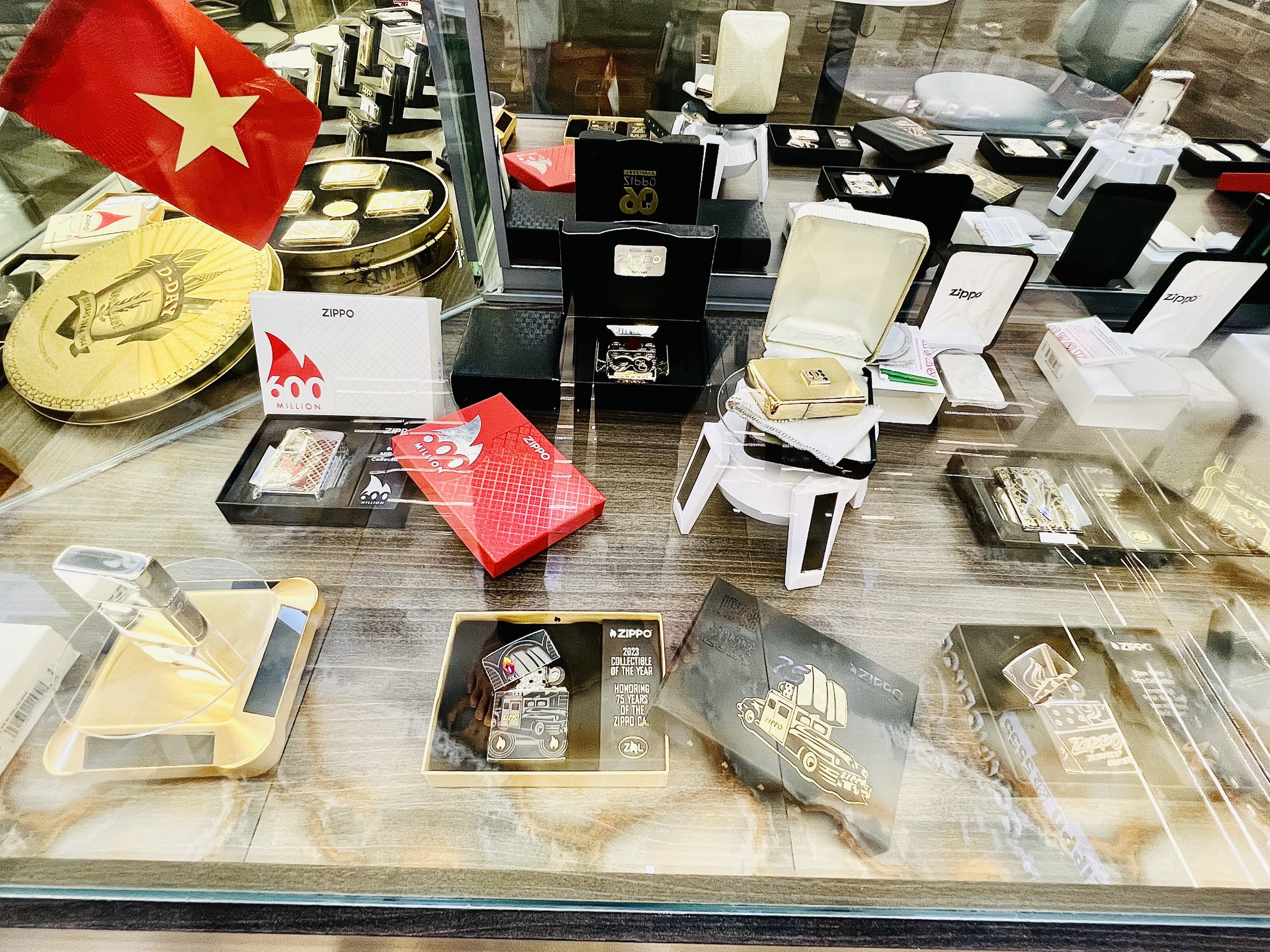Cửa hàng Zippo 5555 Cửa hàng Zippo 5555
