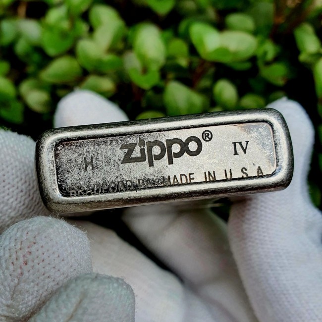 Zippo đời La Mã IV Zippo đời La Mã IV