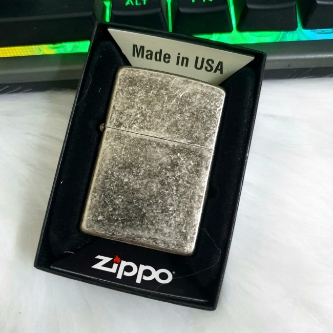 Zippo đời La Mã IV Zippo đời La Mã IV