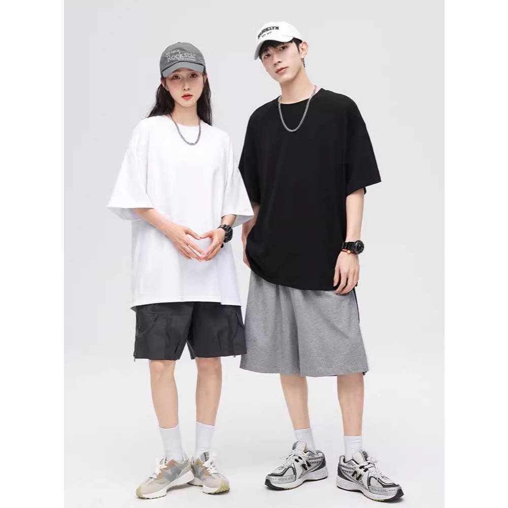 Áo thun đen trơn phong cách thanh lịch đơn giản Áo thun đen trơn phong cách thanh lịch đơn giản