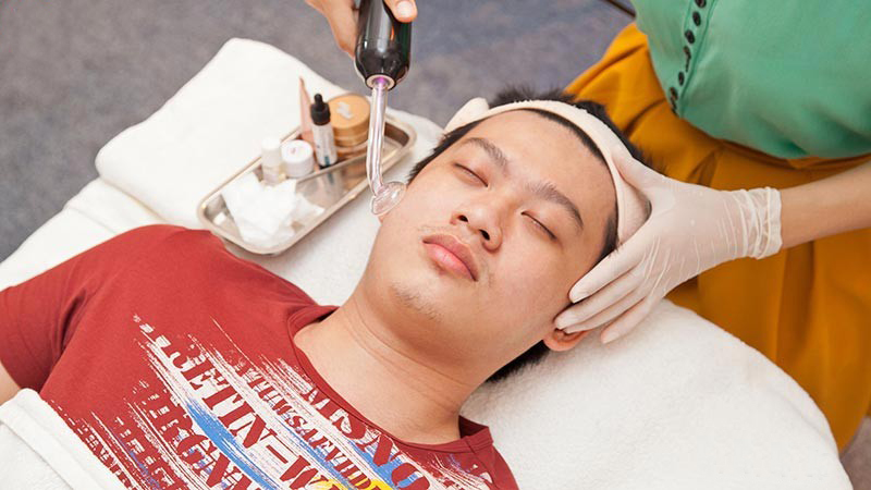 galaxy_spa_dieu_tri_mun_tan_goc_2013715114555817.jpg (223 KB)