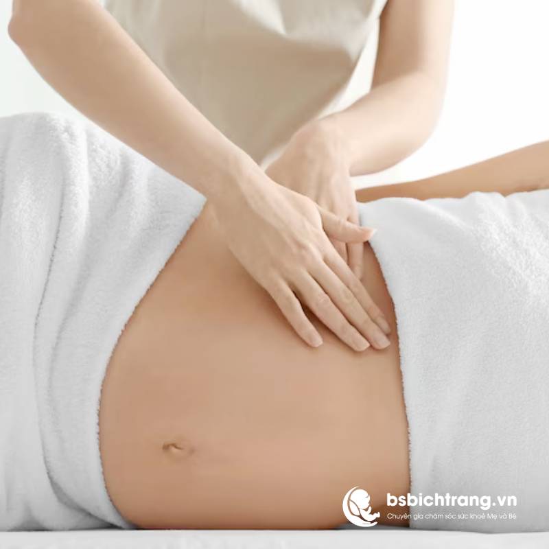 Massage cho bà bầu có an toàn không? Chia sẻ từ Bác sĩ Bích Trang BMT – Chuyên gia chăm sóc sức khỏe Mẹ và Bé