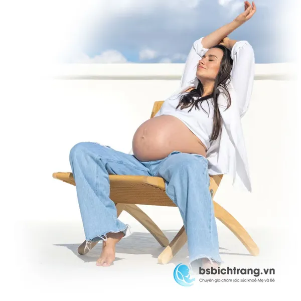 Mẹ bầu có nên phơi nắng không? Gợi ý khoa học từ Bs Bích Trang BMT