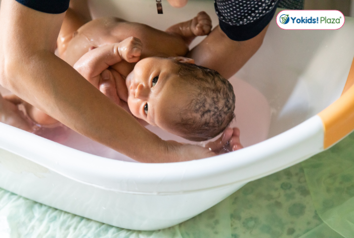 Chuẩn bị trước khi tắm cho bé sơ sinh