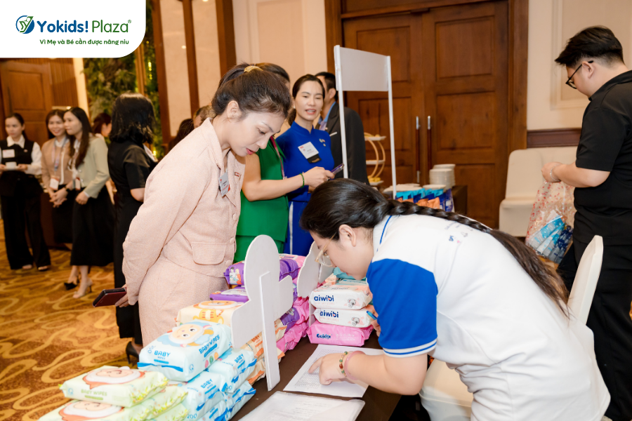 Cơ hội đầu tư với mô hình nhượng quyền mẹ và bé