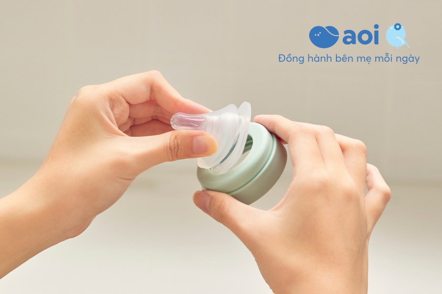 Hướng dẫn sử dụng bình sữa Aoi