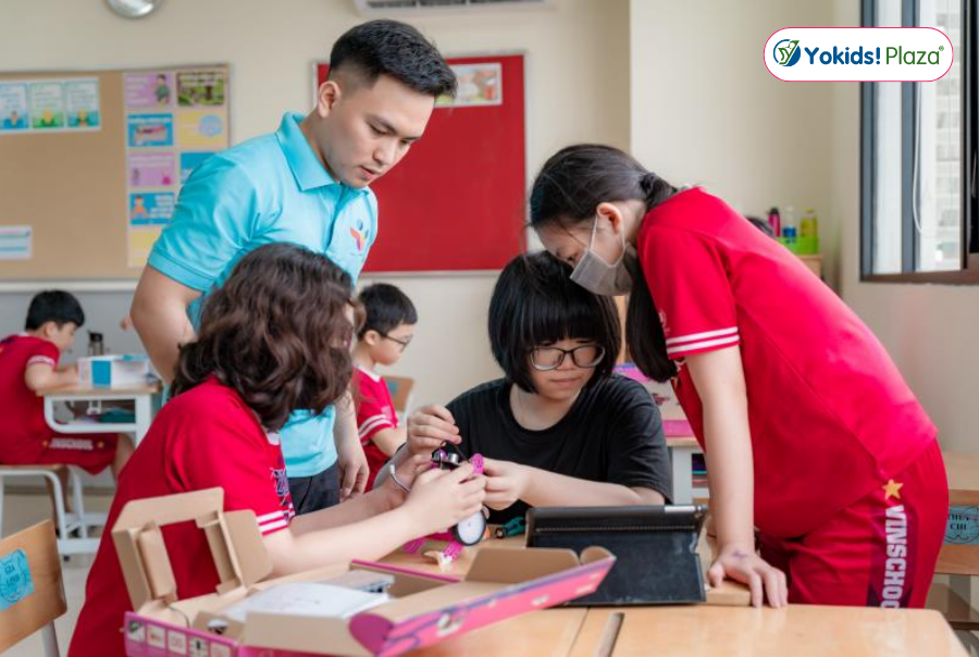 STEM Và STEAM Khác Nhau Như Thế Nào? Ba Mẹ Nên Chọn Phương Pháp Nào Cho Bé? STEM Và STEAM Khác Nhau Như Thế Nào? Ba Mẹ Nên Chọn Phương Pháp Nào Cho Bé?