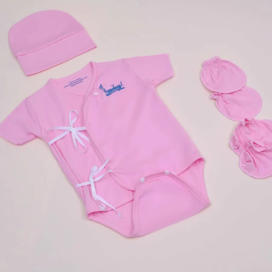 Combo quà tặng mừng đầy tháng mây mềm hồng