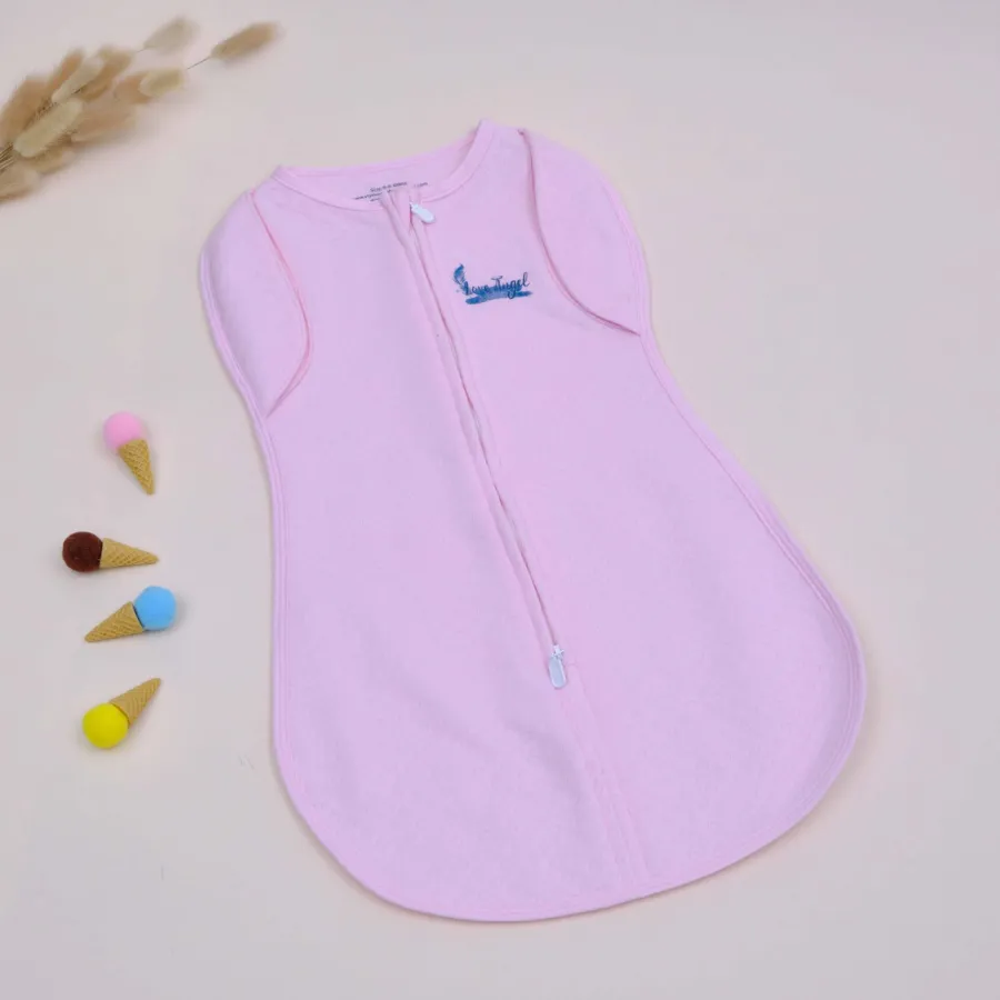 Combo quà tặng mừng đầy tháng mây mềm hồng vừa