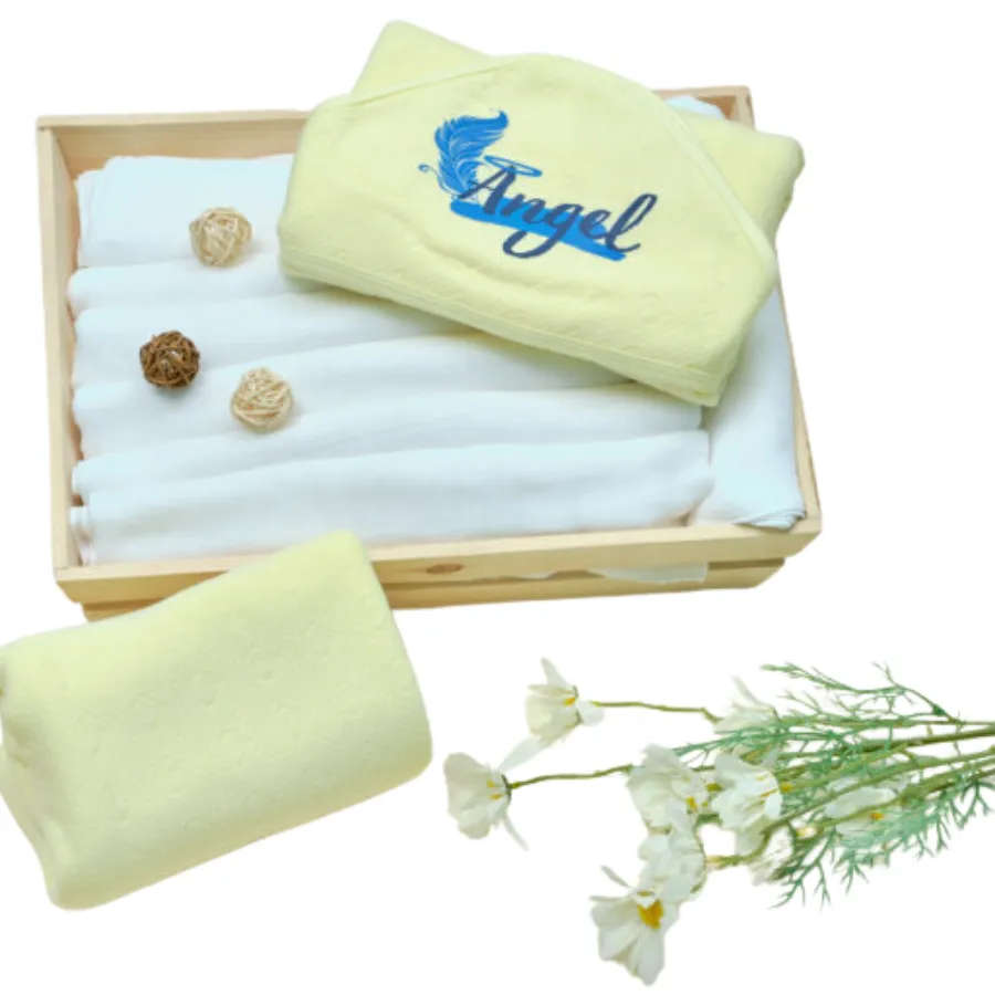 Khăn chóp caro vàng