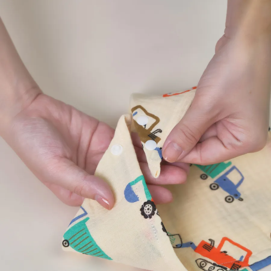 Khăn yếm Bamboo 4 lớp