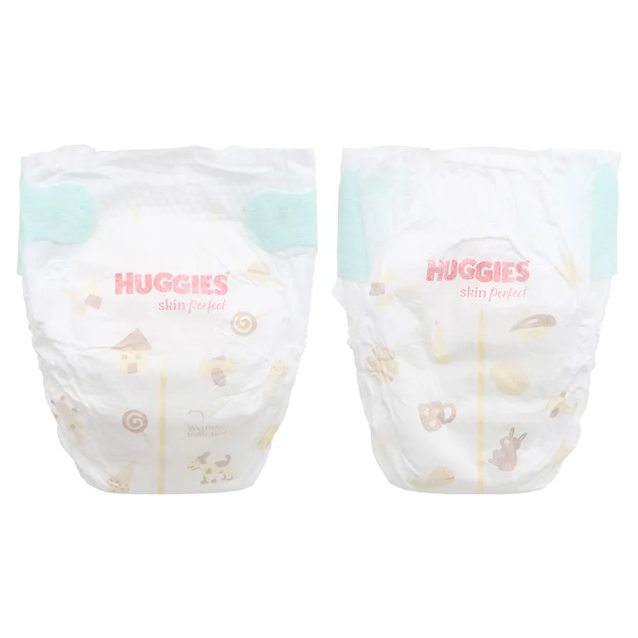 Tã dán Huggies Skin Perfect size NB 70 miếng (Dưới 5 kg) giao bao bì ngẫu nhiên