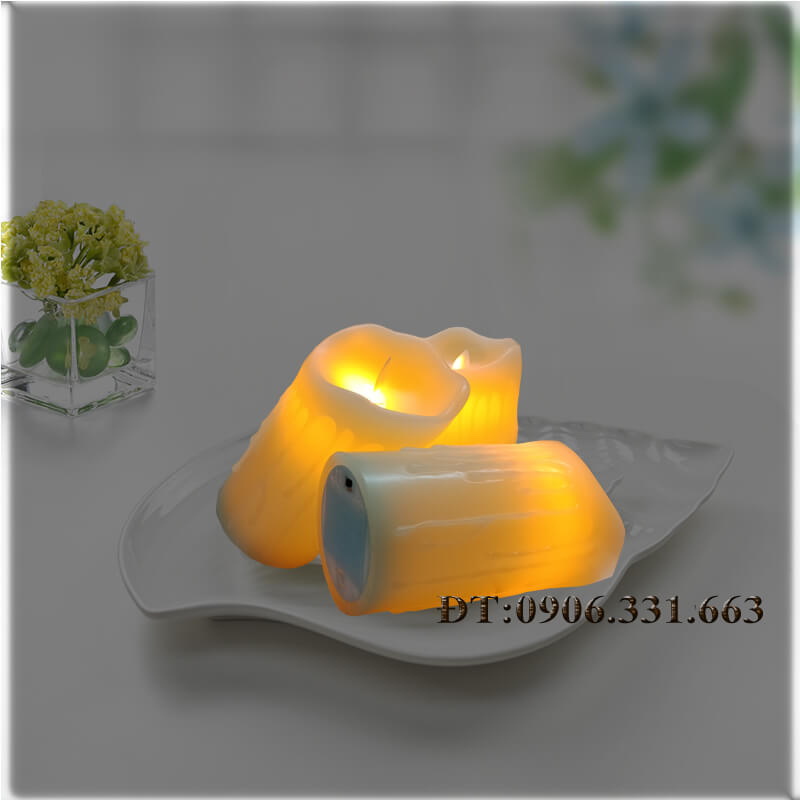 Nến điện tử chảy 15cm Nến điện tử chảy 15cm