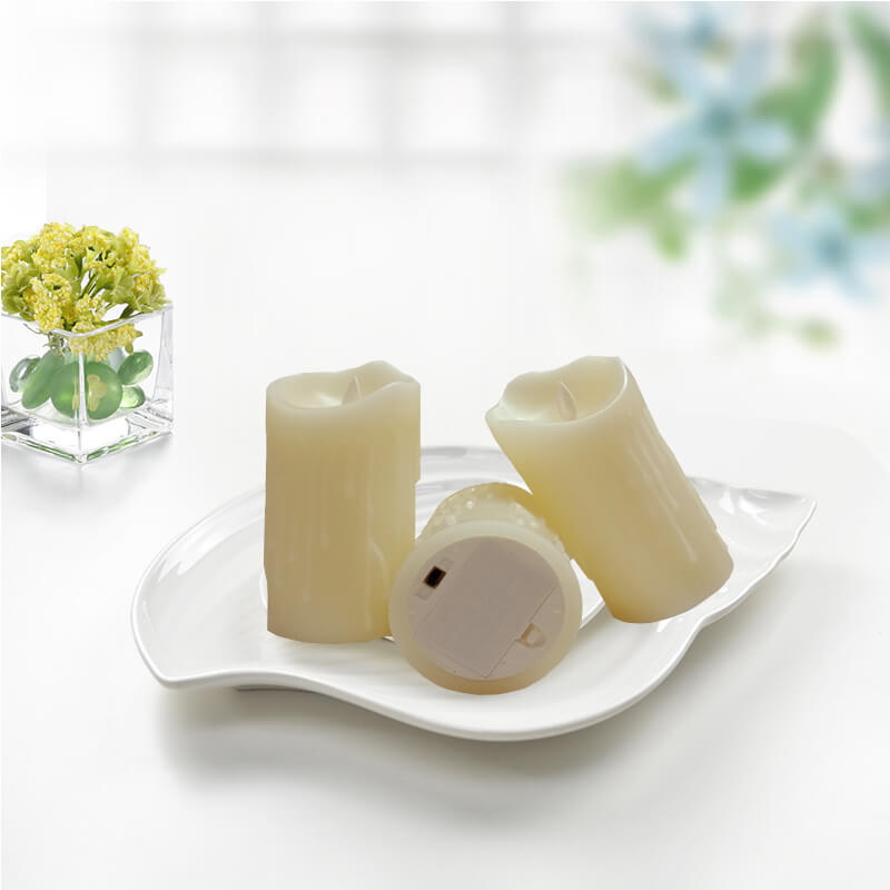 Nến điện tử chảy 15cm Nến điện tử chảy 15cm