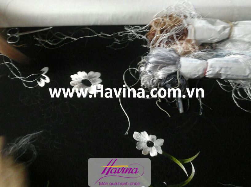 Tranh thêu hoa cúc