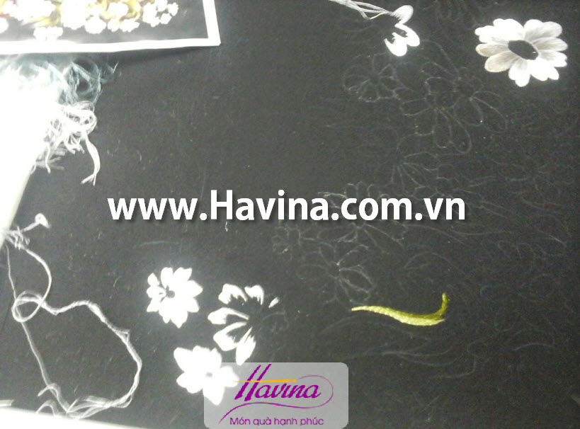 Tranh thêu hoa cúc