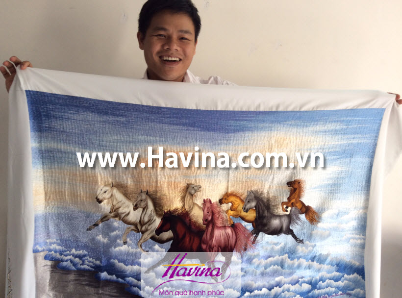 Tranh thêu bát mã thành công